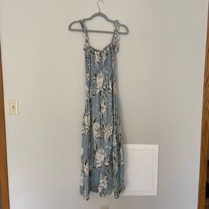 Hula hula one size fits all floral print maxi dress
